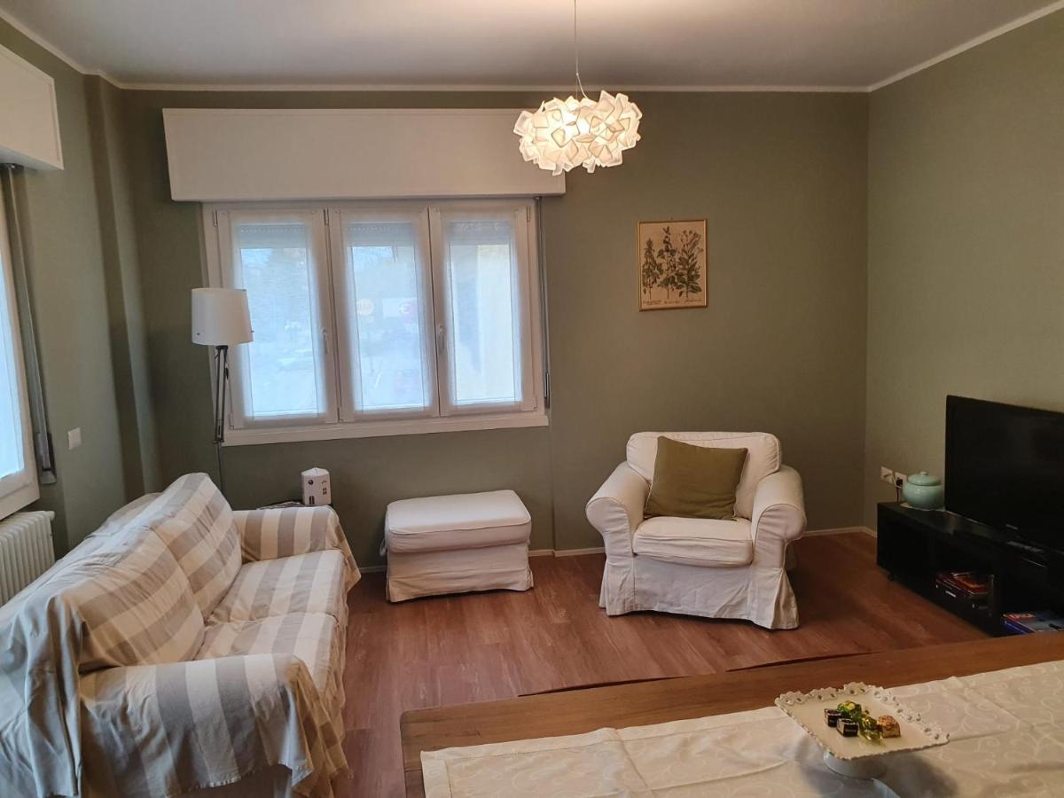Casa Botta. Ampio Appartamento Luminoso E Confortevole Morbegno Extérieur photo