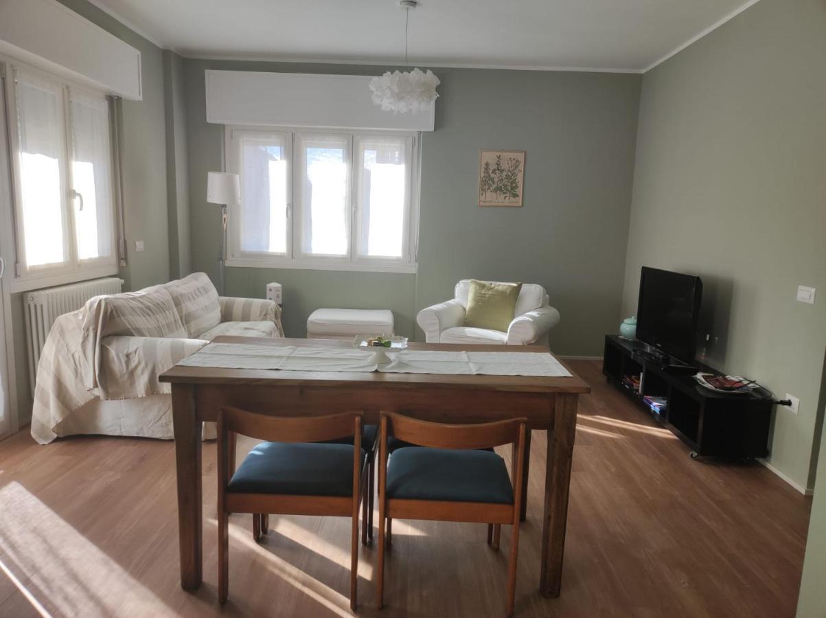 Casa Botta. Ampio Appartamento Luminoso E Confortevole Morbegno Extérieur photo